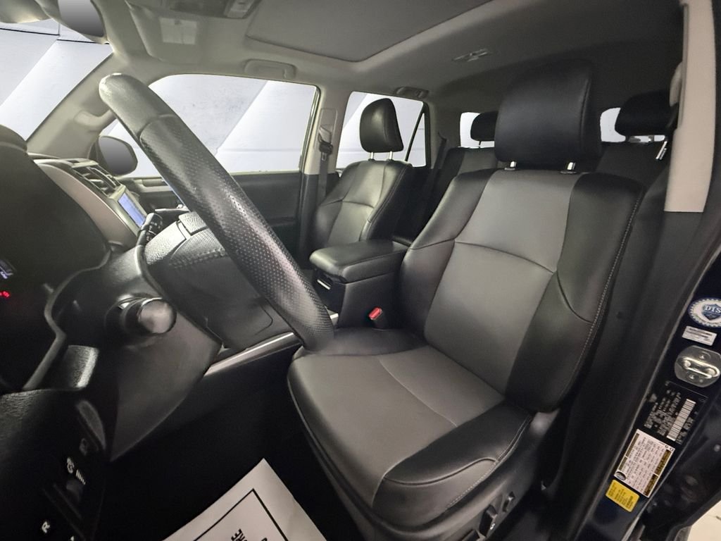 Used 2023 Blue Toyota SR5 Premium image 8