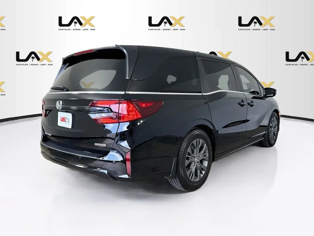 Used 2025 Black Honda Touring image 7