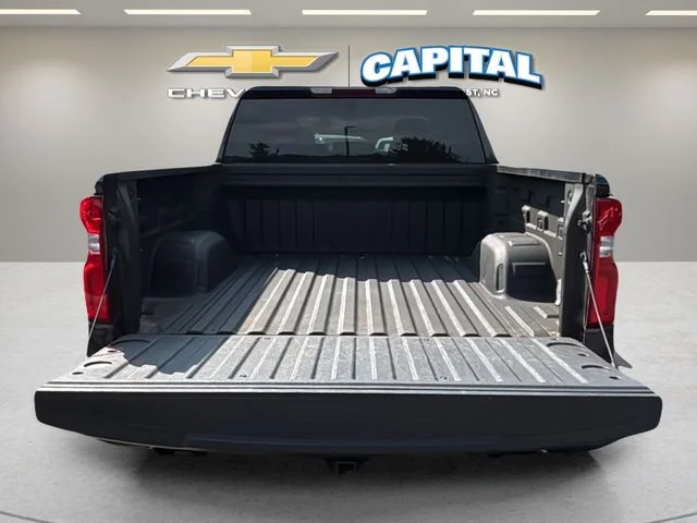 Used 2022 Gray Chevrolet RST image 31