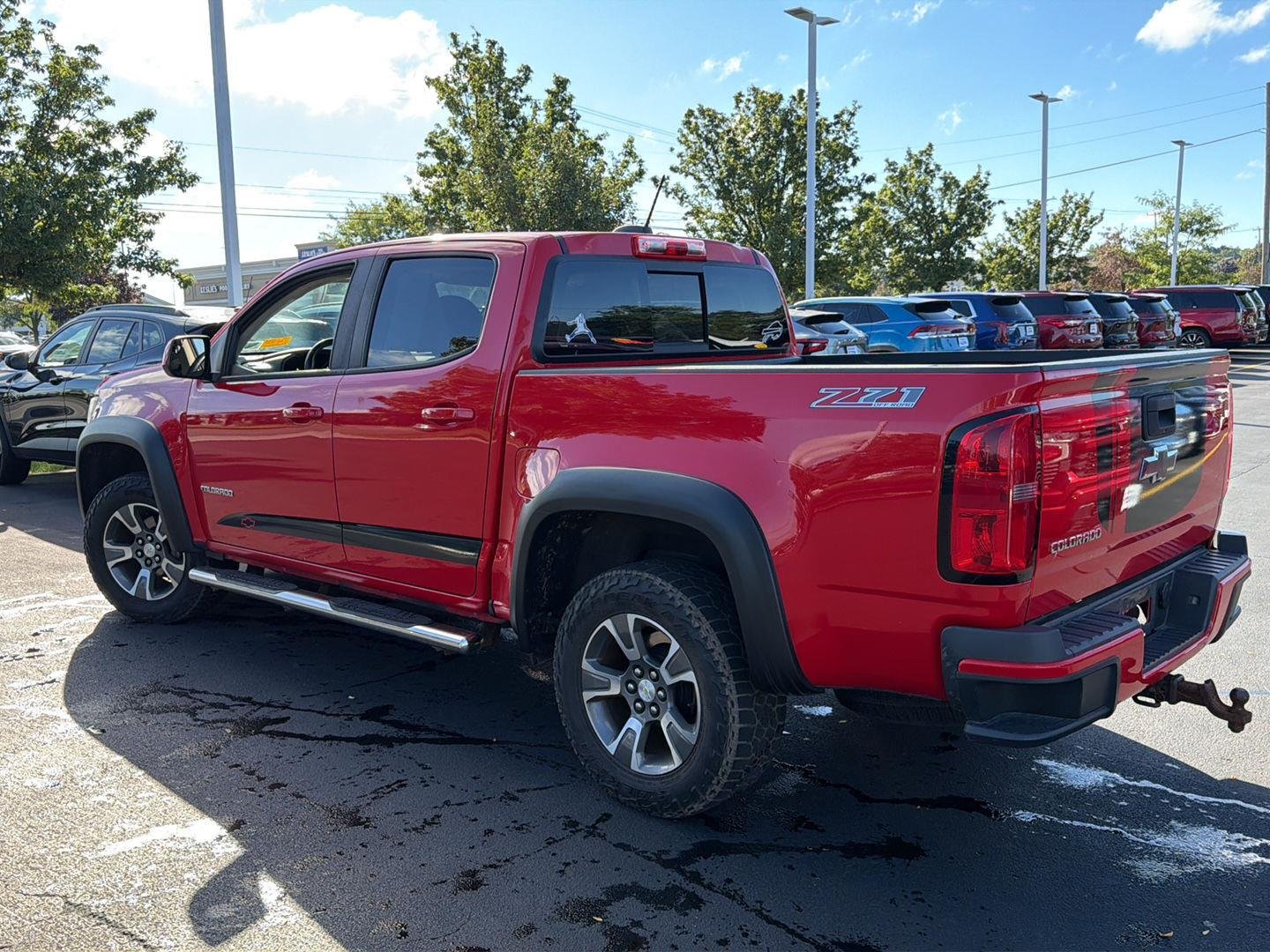 Used 2016 Red Hot Chevrolet 4WD Z71 image 4
