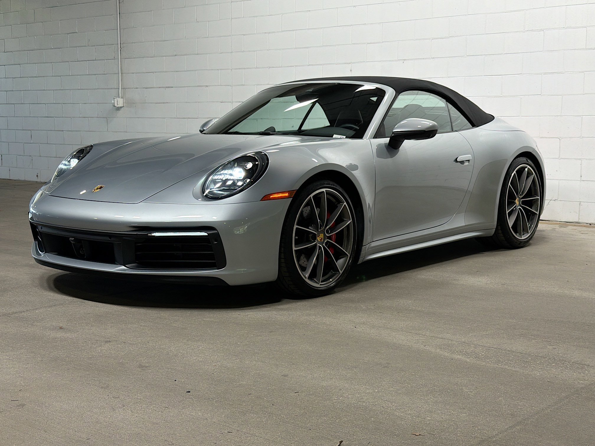2020 Porsche 911 Carrera S Cabriolet's photo