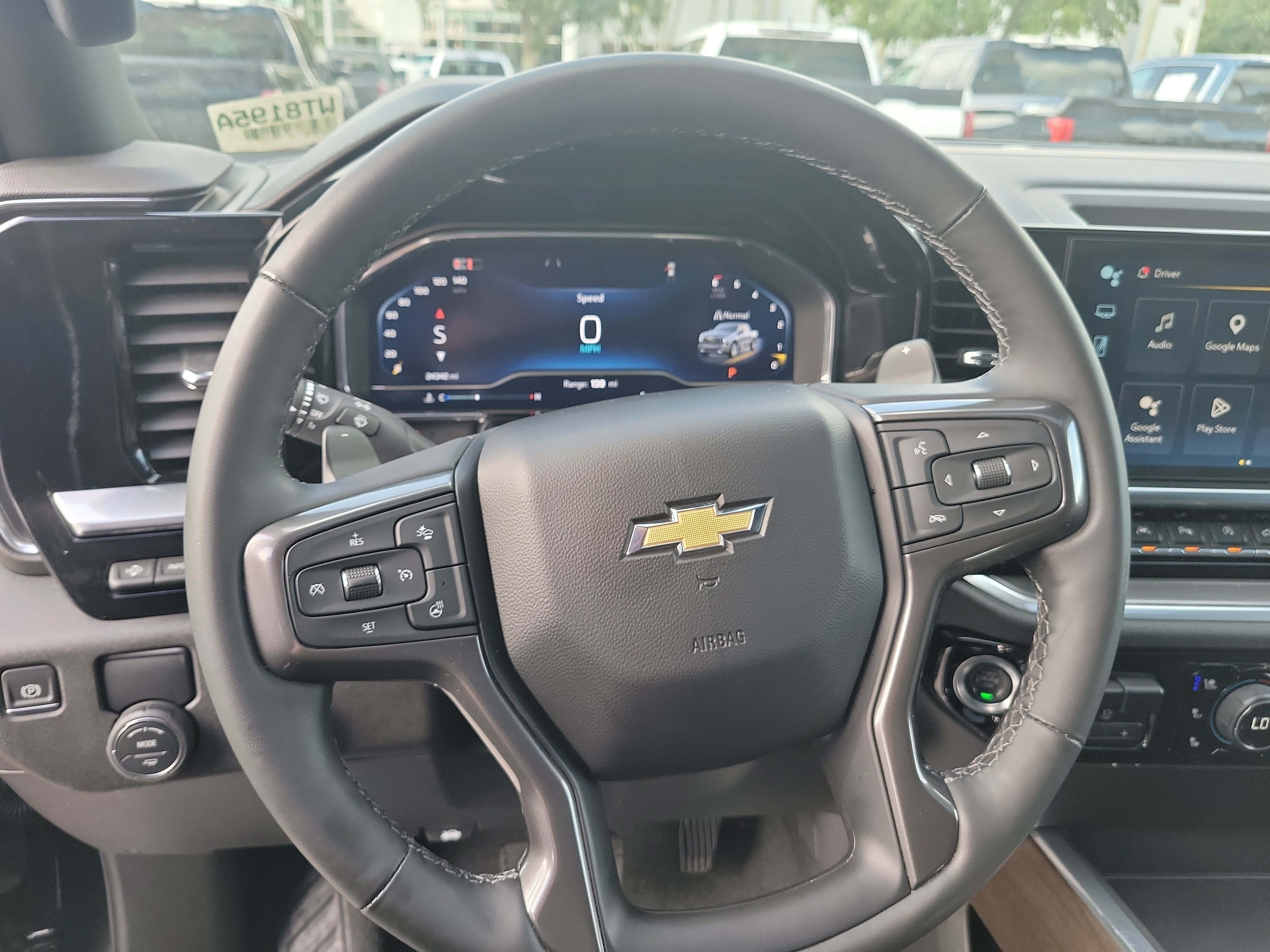 Used 2025 Black Chevrolet High Country image 28