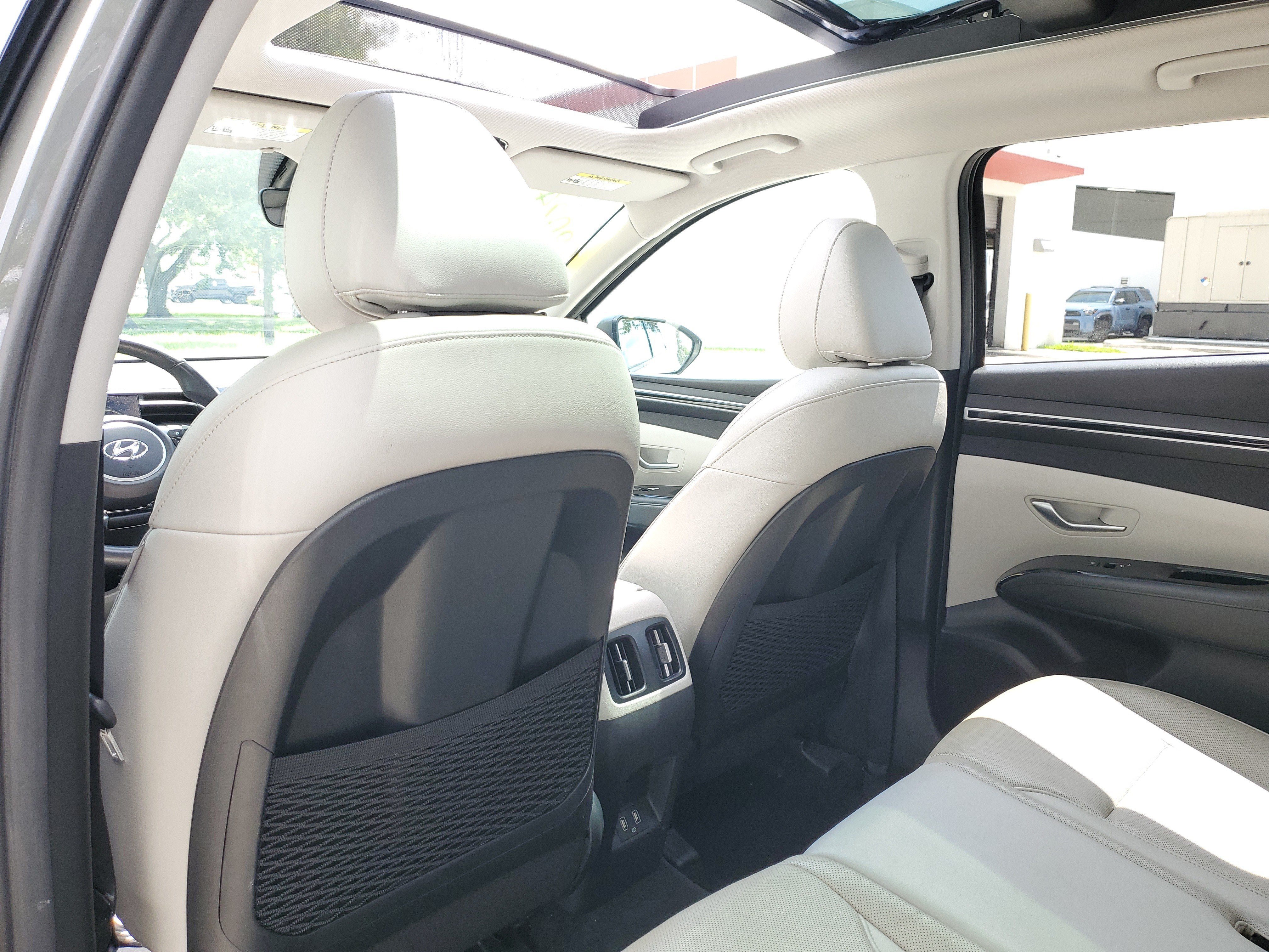 Used 2024 Hampton Gray Hyundai Limited image 13