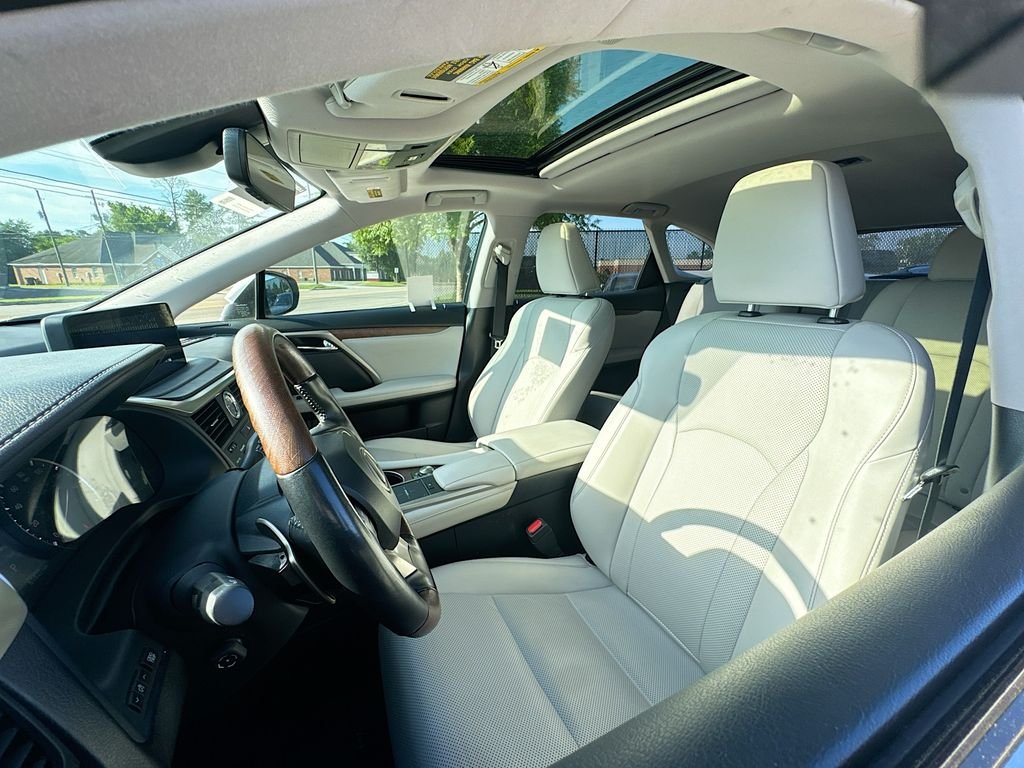 Certified Used 2022 White Lexus 350L image 10