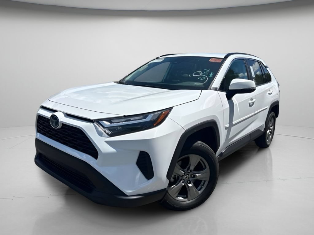 Used 2024 Ice Toyota LE image 14