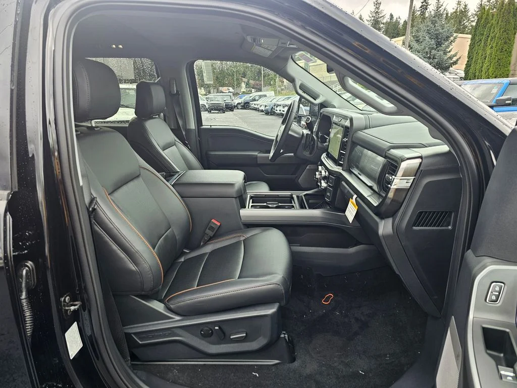New 2026 Agate Black Metallic Ford F-250® Lariat® image 10