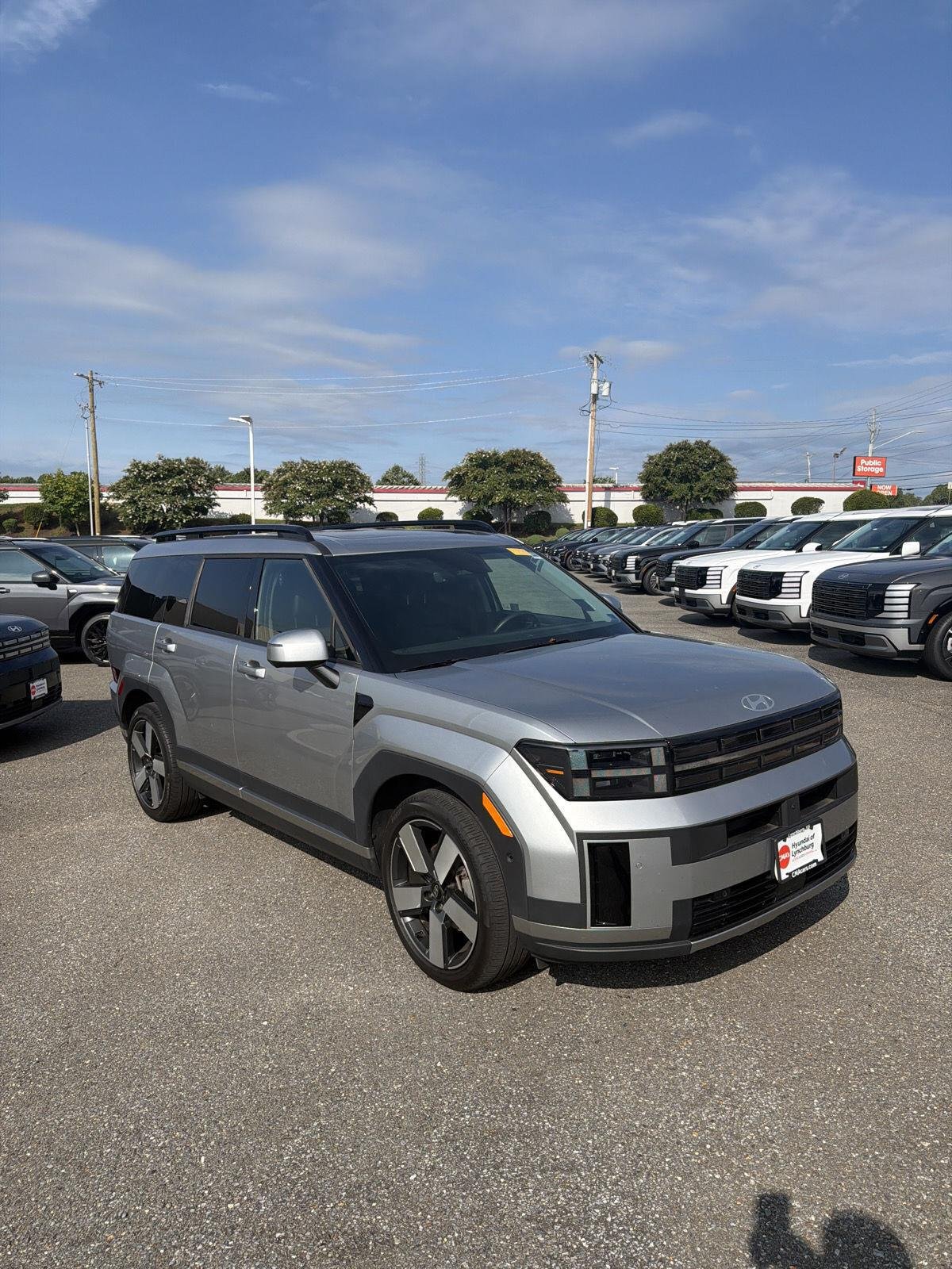 Used 2024 Shimmering Silver Hyundai Limited image 24