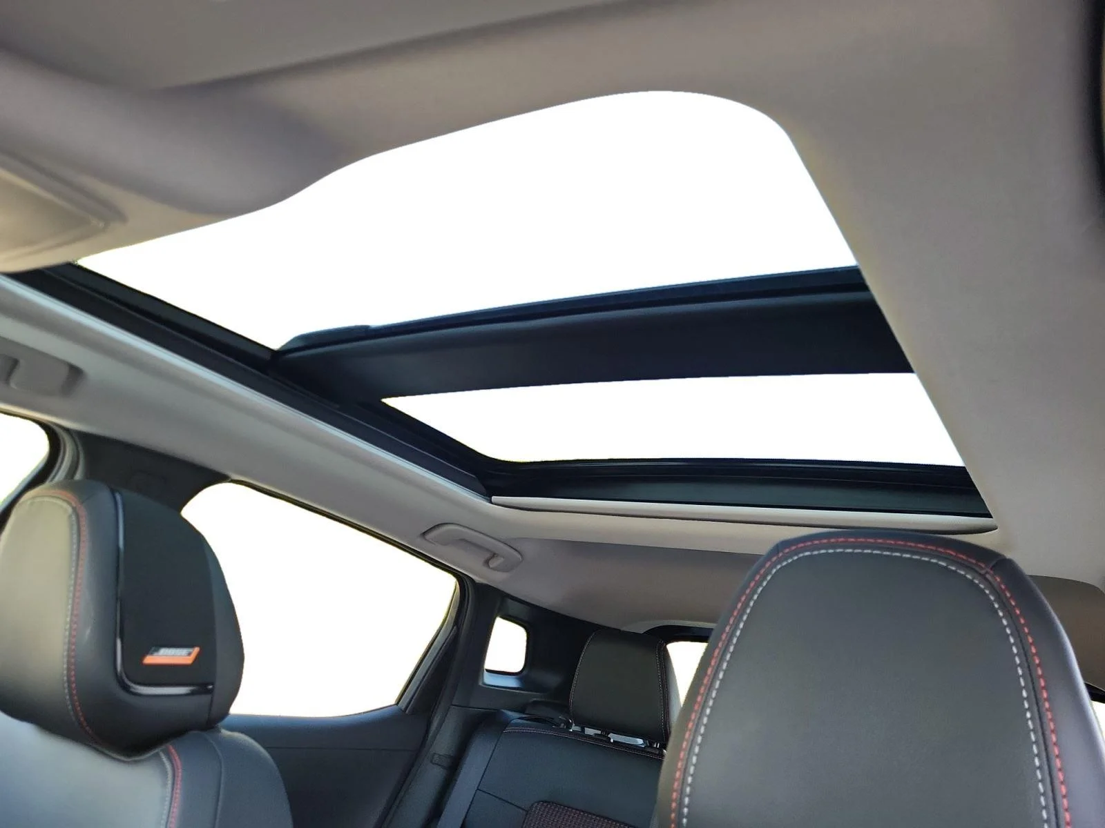 2026 Nissan KICKS SR AWD - Photo 17