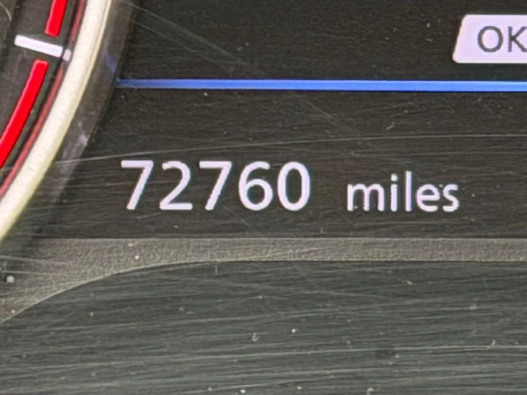Used 2021  Nissan SV image 24