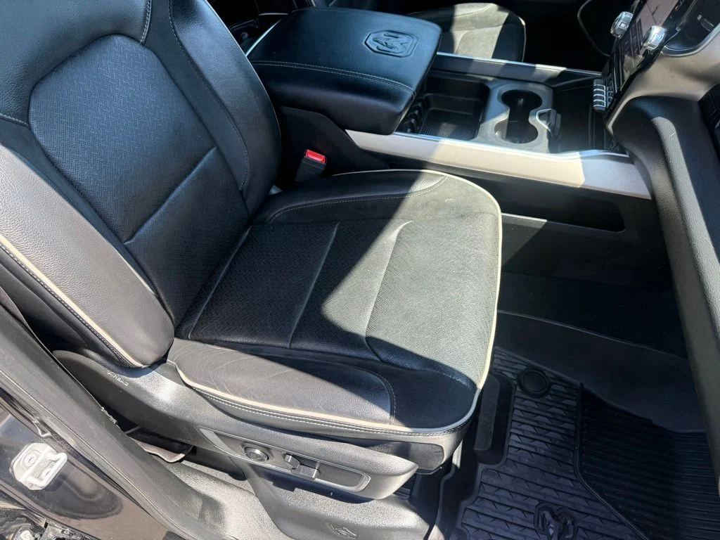 Certified Used 2019 Black Ram Laramie image 56