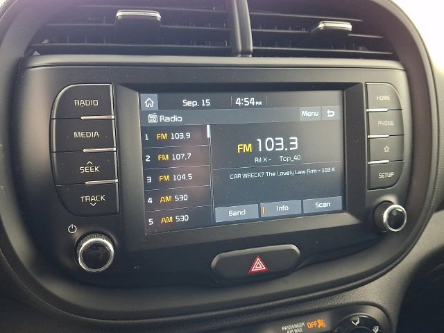 Used 2021 White Kia LX image 19