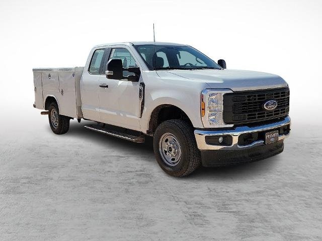 New 2026 Oxford White Ford F-250® XL image 26