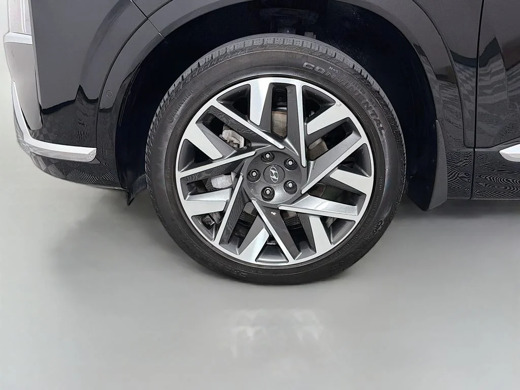 Used 2023 Black Hyundai Calligraphy image 34