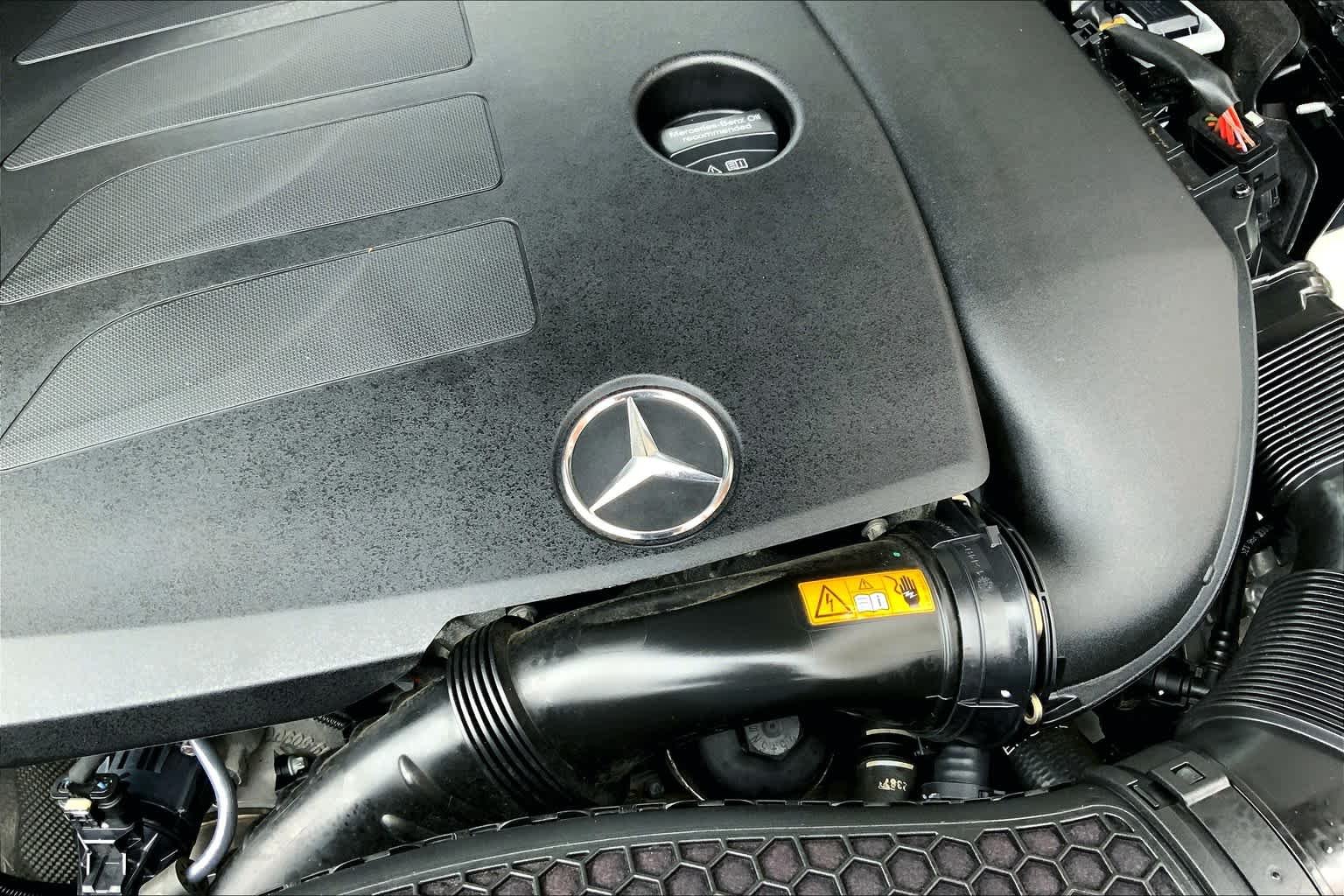 Used 2020 Polar White Mercedes-Benz GLC 300 image 30