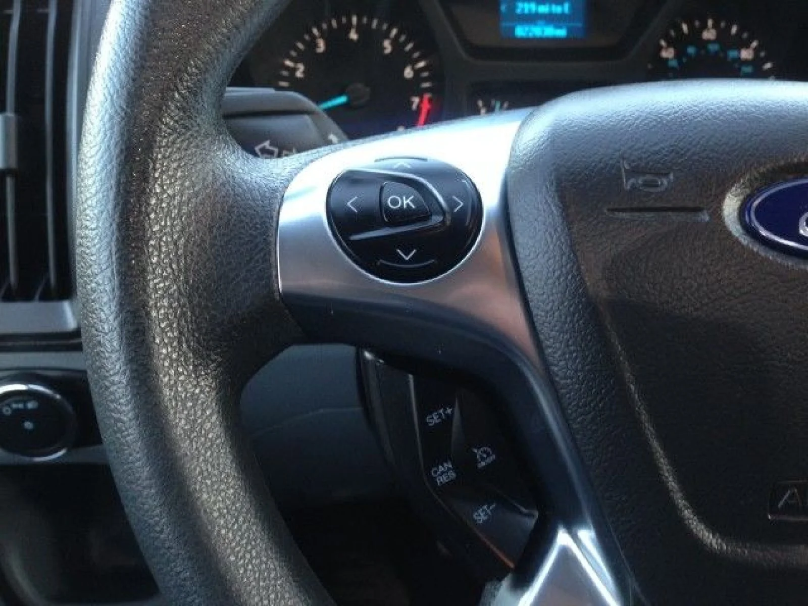 Used 2019 Oxford White Ford w/ rearCam image 59