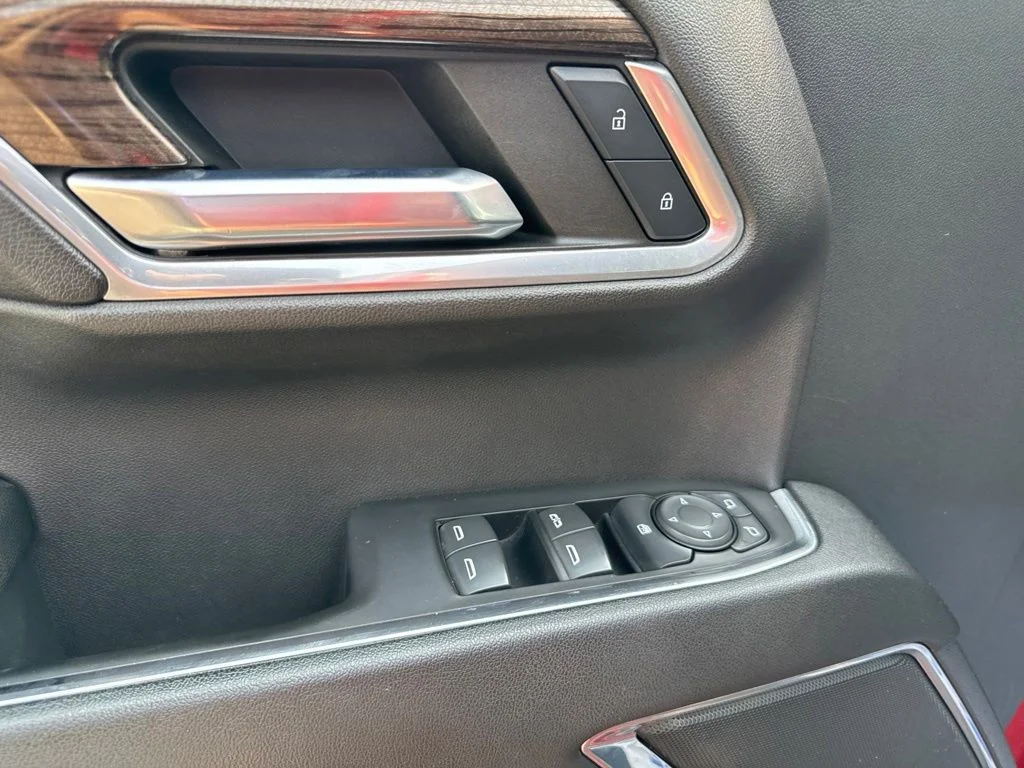 Used 2023 Red Chevrolet RST image 20