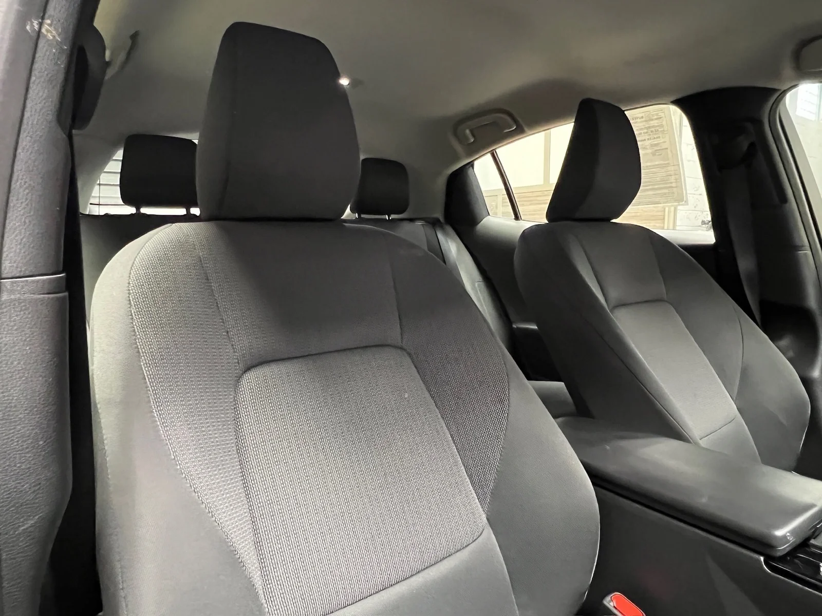Used 2025 Midnight Black Metallic (218) Toyota LE image 18