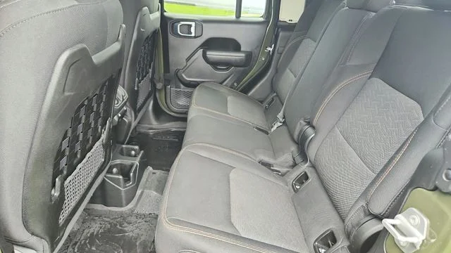 Used 2022 Sarge Green Clearcoat Jeep Mojave image 21
