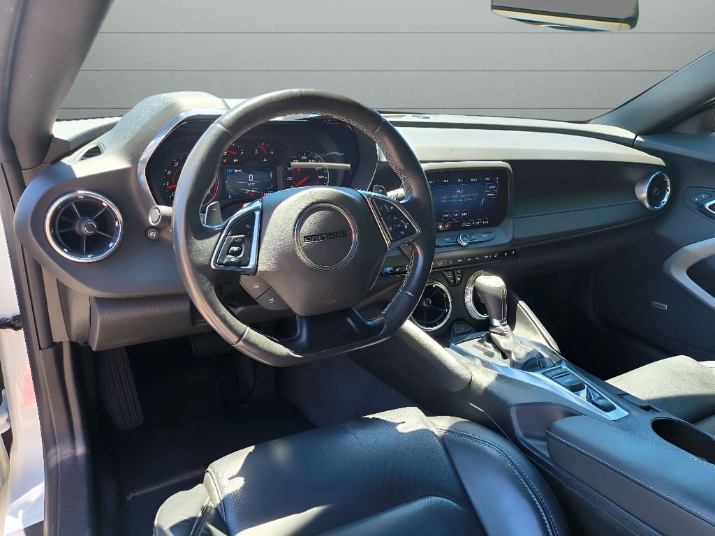 2023 Chevrolet Camaro 2LT - Photo 17