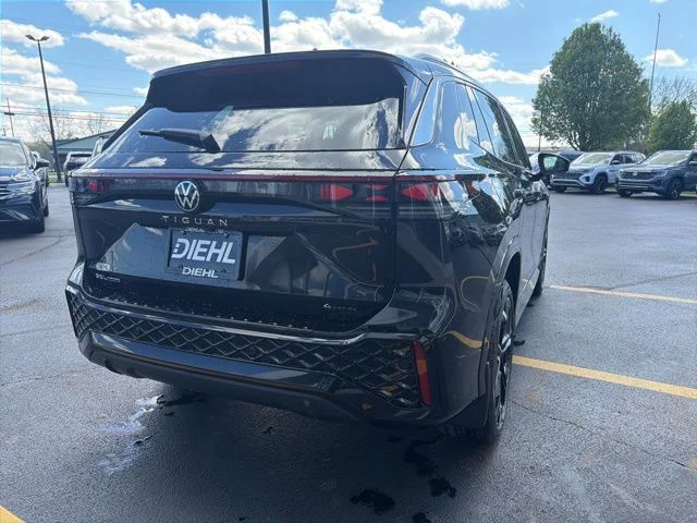 New 2026 Deep Black Pearl Volkswagen 2.0T SEL R-Line Turbo image 6