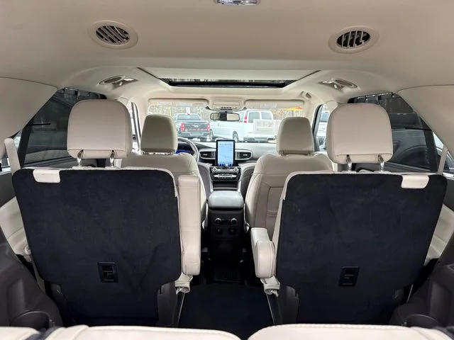 Used 2023 White Ford Platinum image 52
