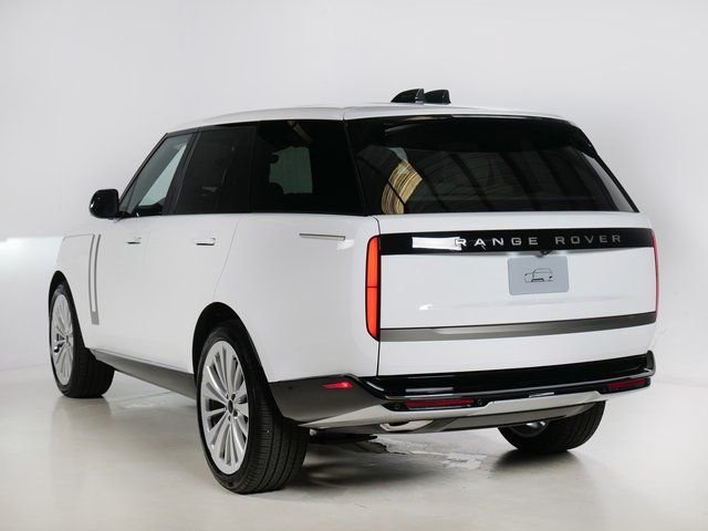 New 2026 Fuji White Land Rover SE image 31