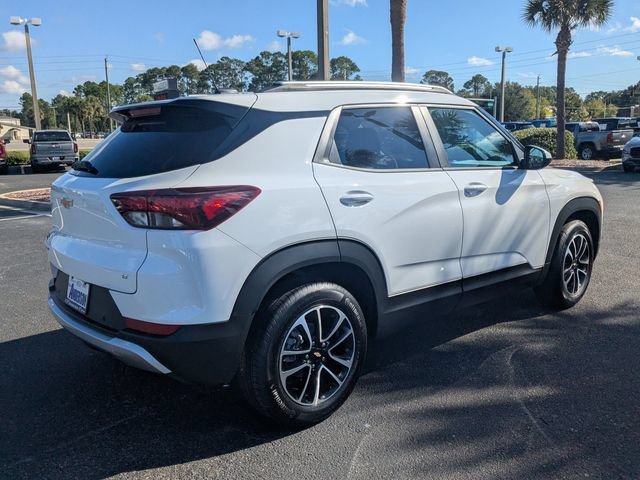 New 2026 Summit White Chevrolet LT image 3