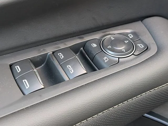 2026 Chevrolet Tahoe Premier - Photo 19