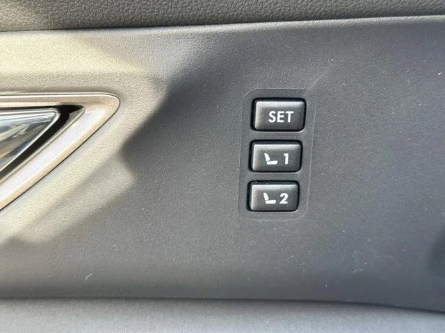 New 2026 SAPPHIRE BLUE PEARL Subaru Limited 7-Passenger image 68