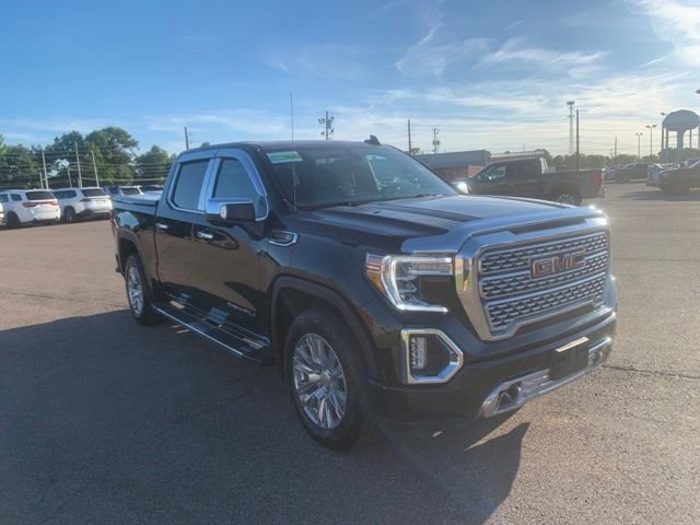 2021 GMC Sierra 4WD Crew Cab Short Box Denali's photo