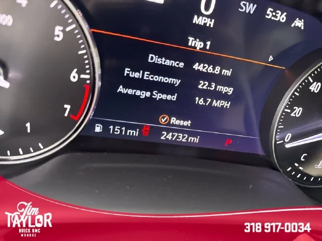 Used 2022 White Buick Avenir image 18