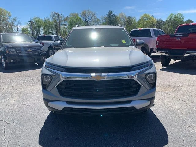 Used 2026 Gray Chevrolet LT image 3