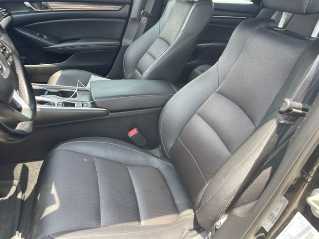 Used 2019  Honda Sport image 12