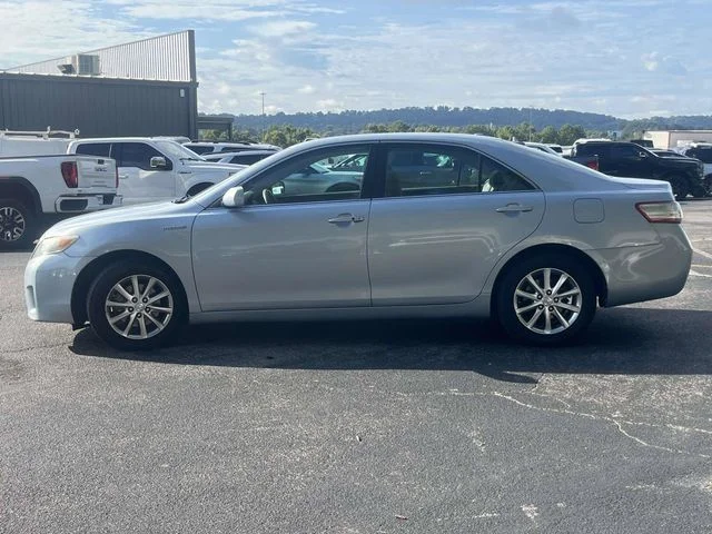 Used 2010 Blue Toyota Base image 7
