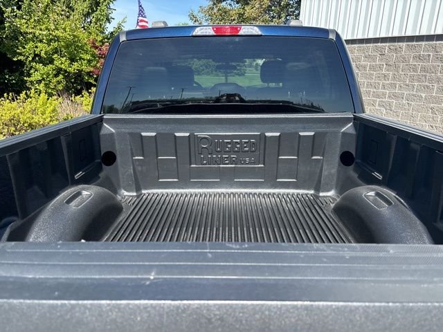 Used 2023 Blue Ford XLT image 11