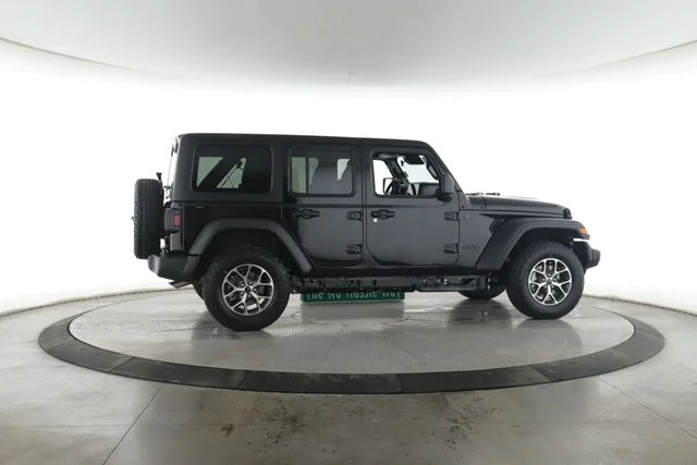 New 2026 Black Clear-Coat Exterior Paint Jeep Sport S image 6