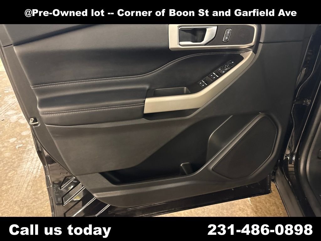 2022 Ford Explorer XLT - Photo 13