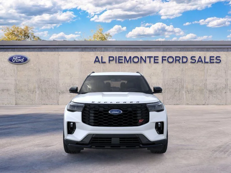 New 2026 Star White Metallic Tri-Coat Ford ST image 37