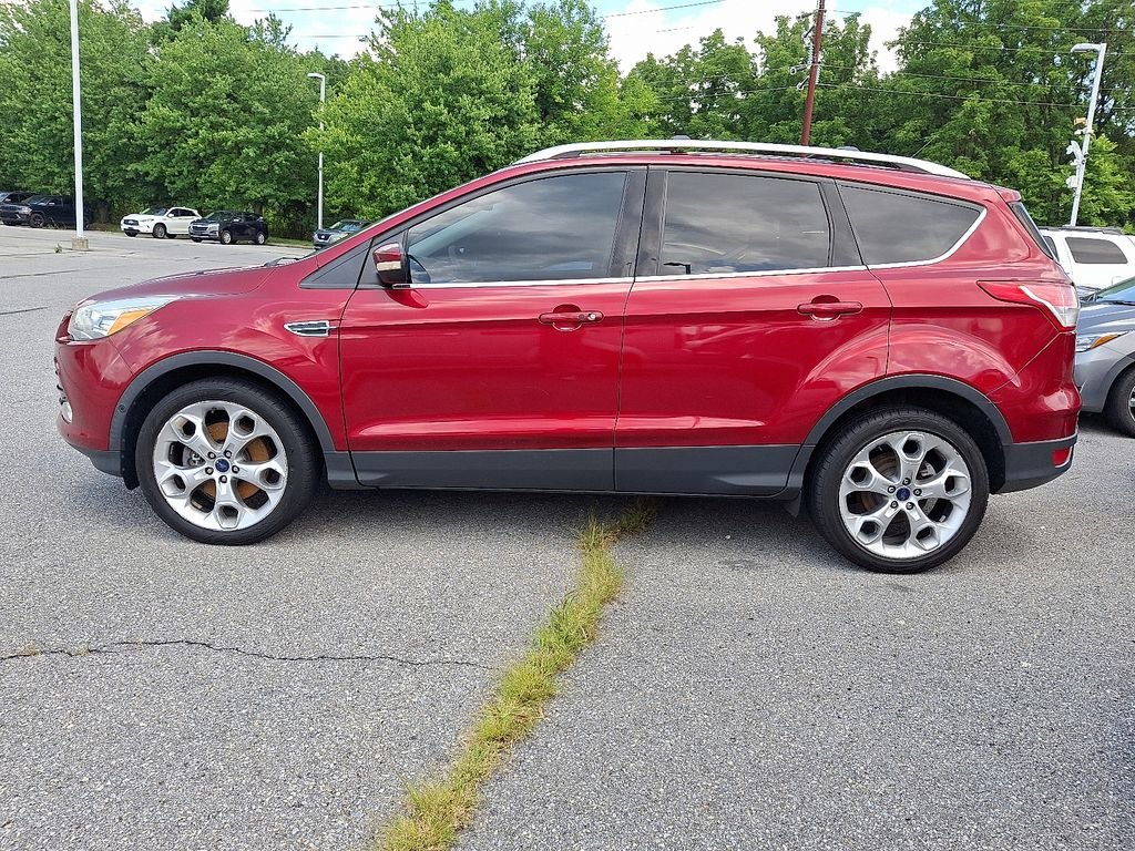 Used 2016 Red Ford Titanium image 4