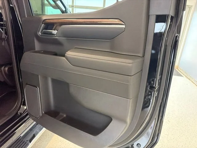 New 2026 Black Chevrolet LT image 46