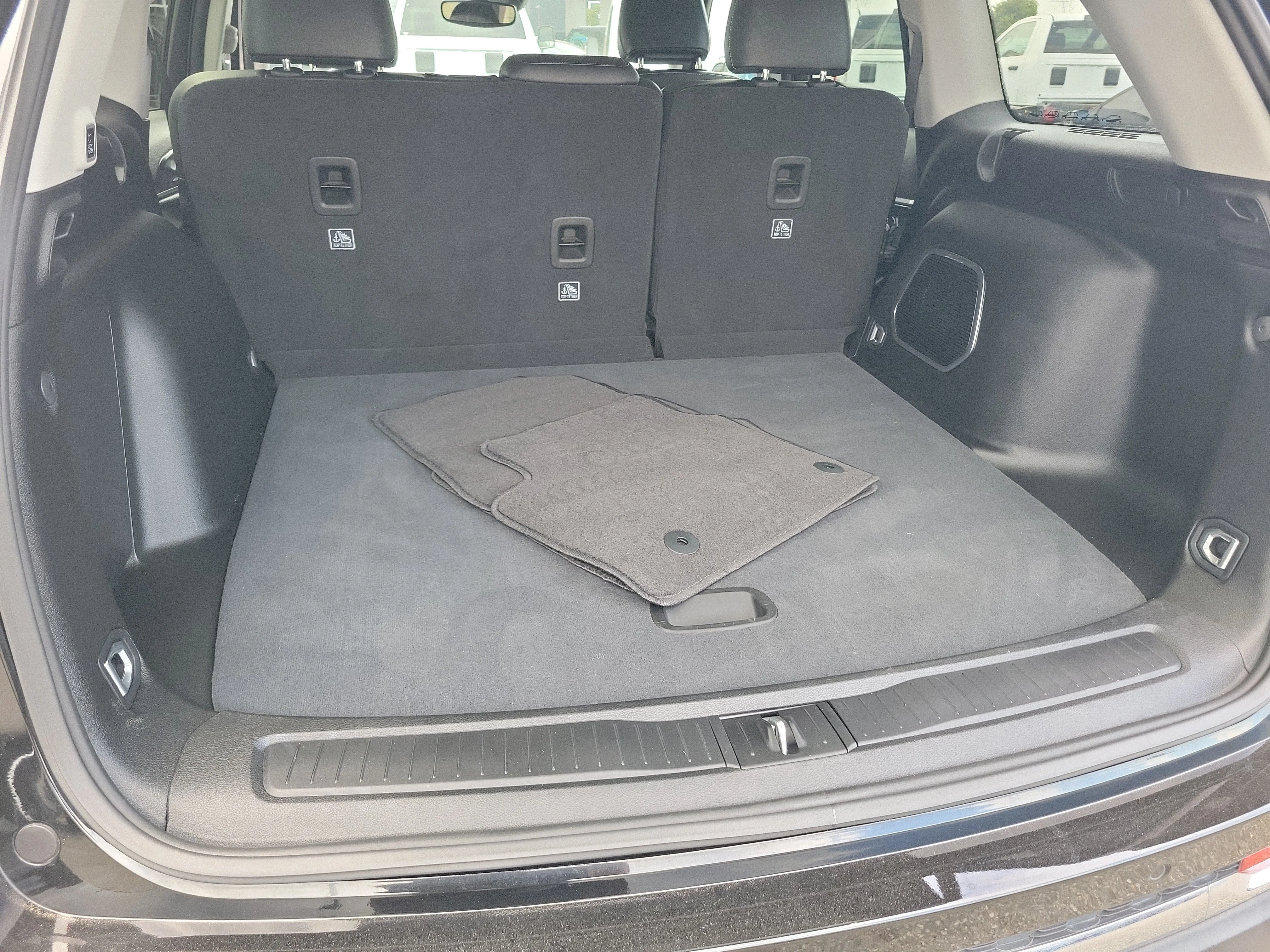 Certified Used 2023 Black Jeep 4xe image 29