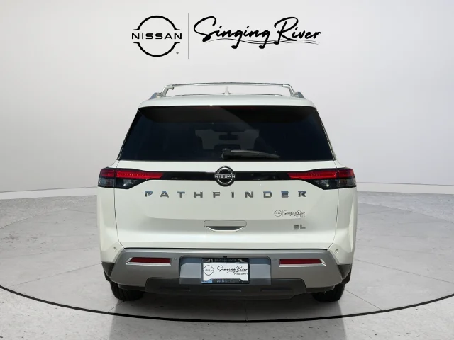 Used 2022 White Nissan SL image 6