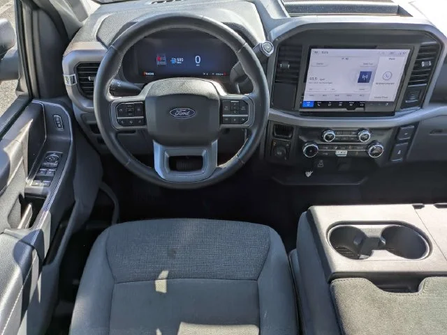 Used 2025 Silver Metallic Ford XLT image 11
