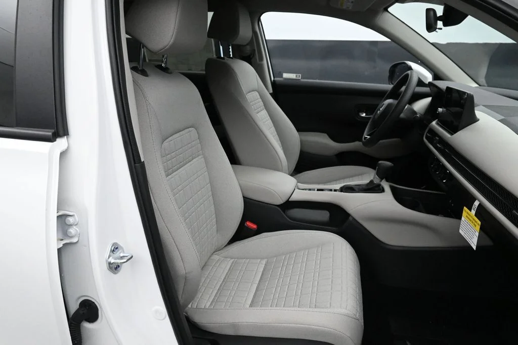 New 2027 Platinum White Pearl Honda LX image 9