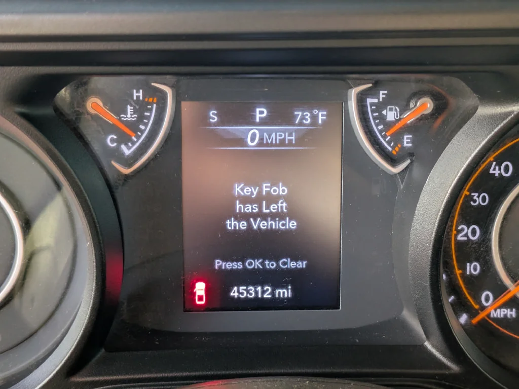 Used 2025 White Jeep Sport S image 30