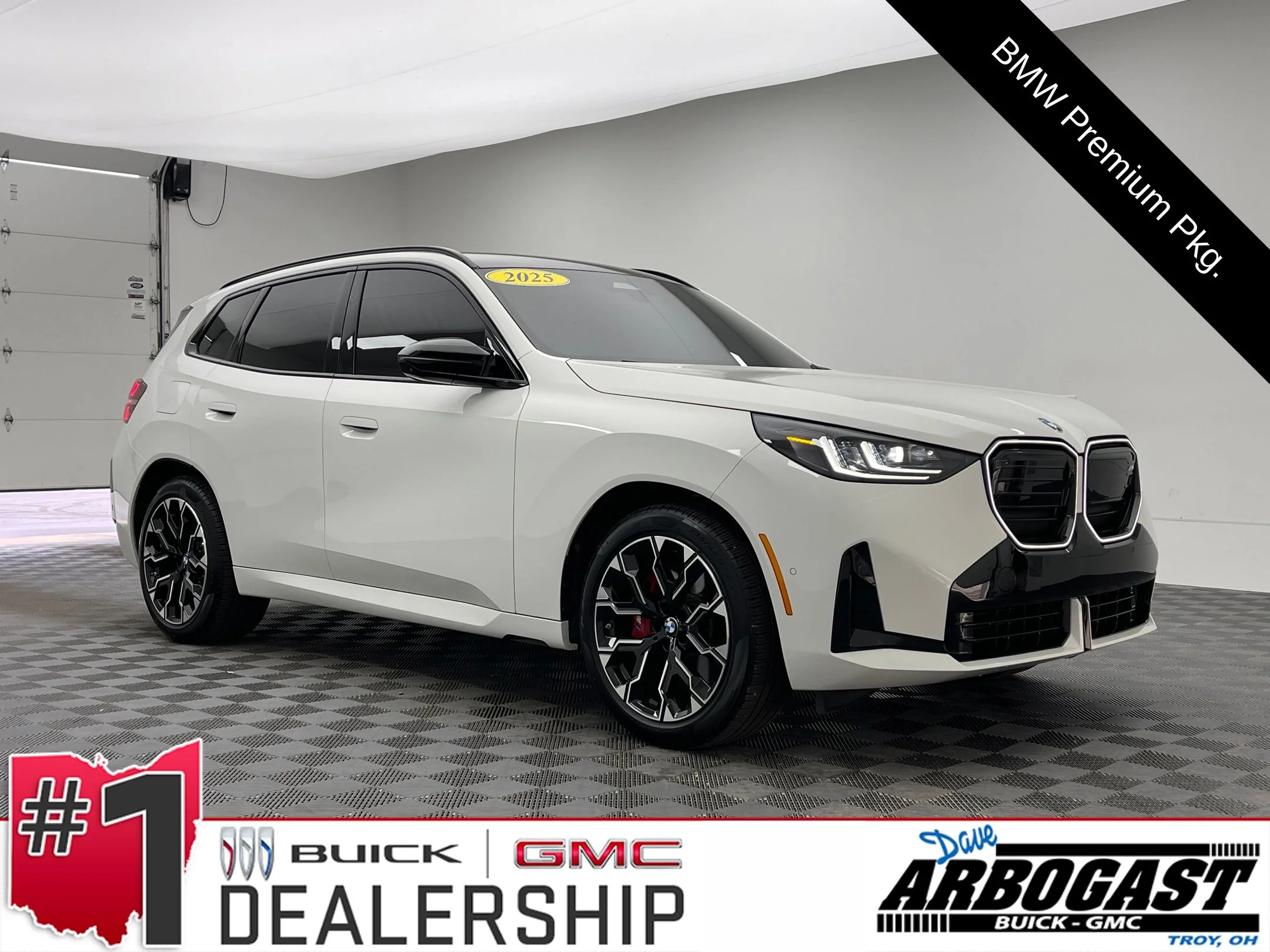 Used 2025 Alpine White BMW M50 xDrive image 1