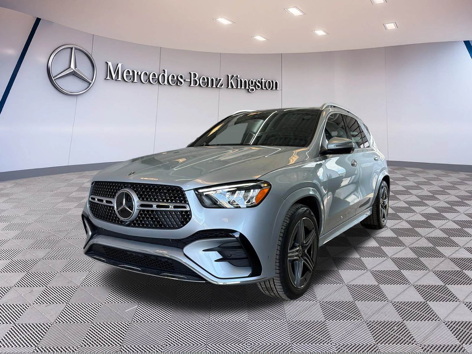 New 2026 Silver Mercedes-Benz GLE 350 4MATIC SUV image 2