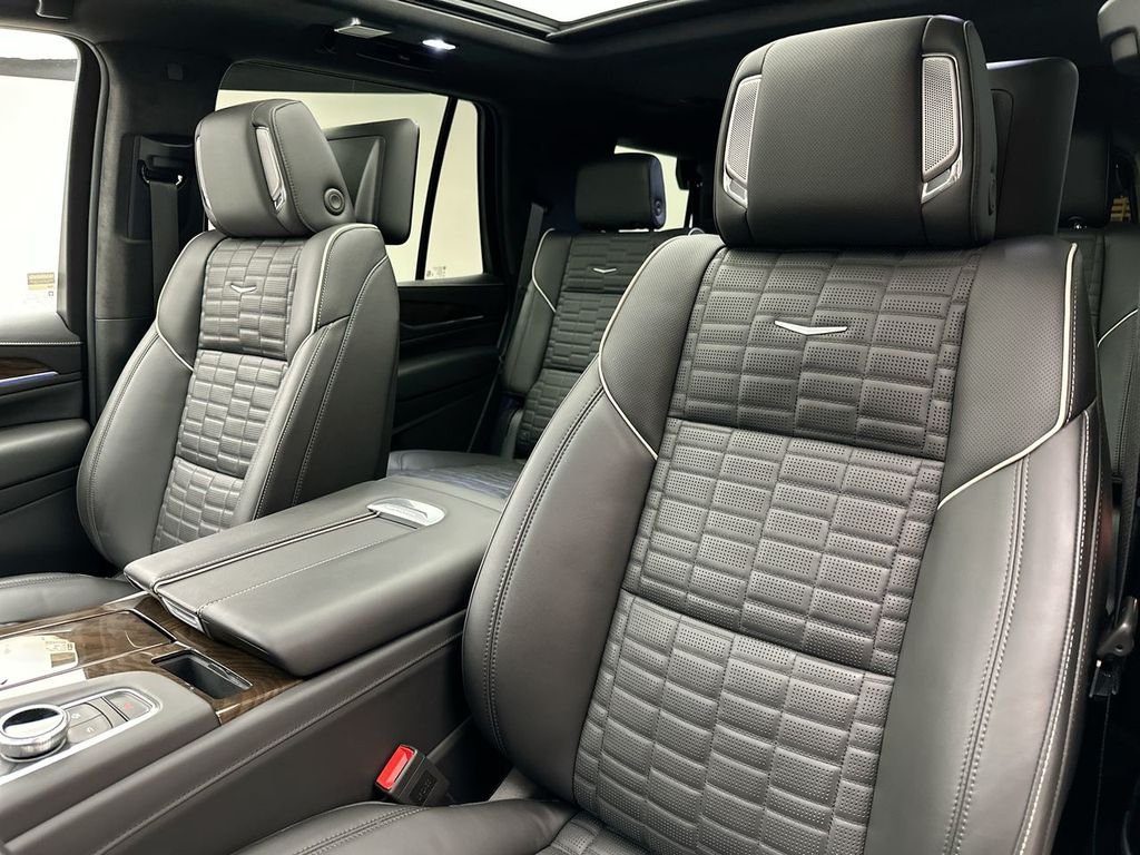 Used 2024 Black Raven Cadillac Sport Platinum image 24