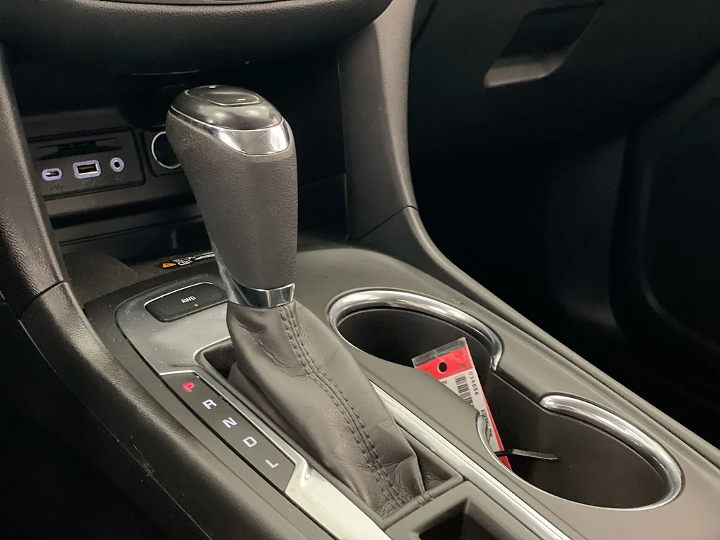Used 2020 Nightfall Gray Metallic Chevrolet Premier image 16