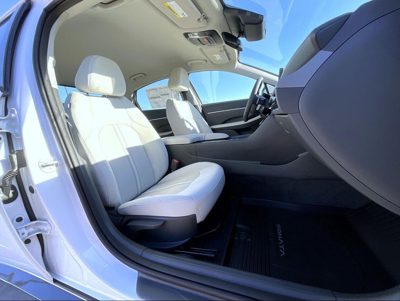 New 2026 White Hyundai SEL Sport image 16